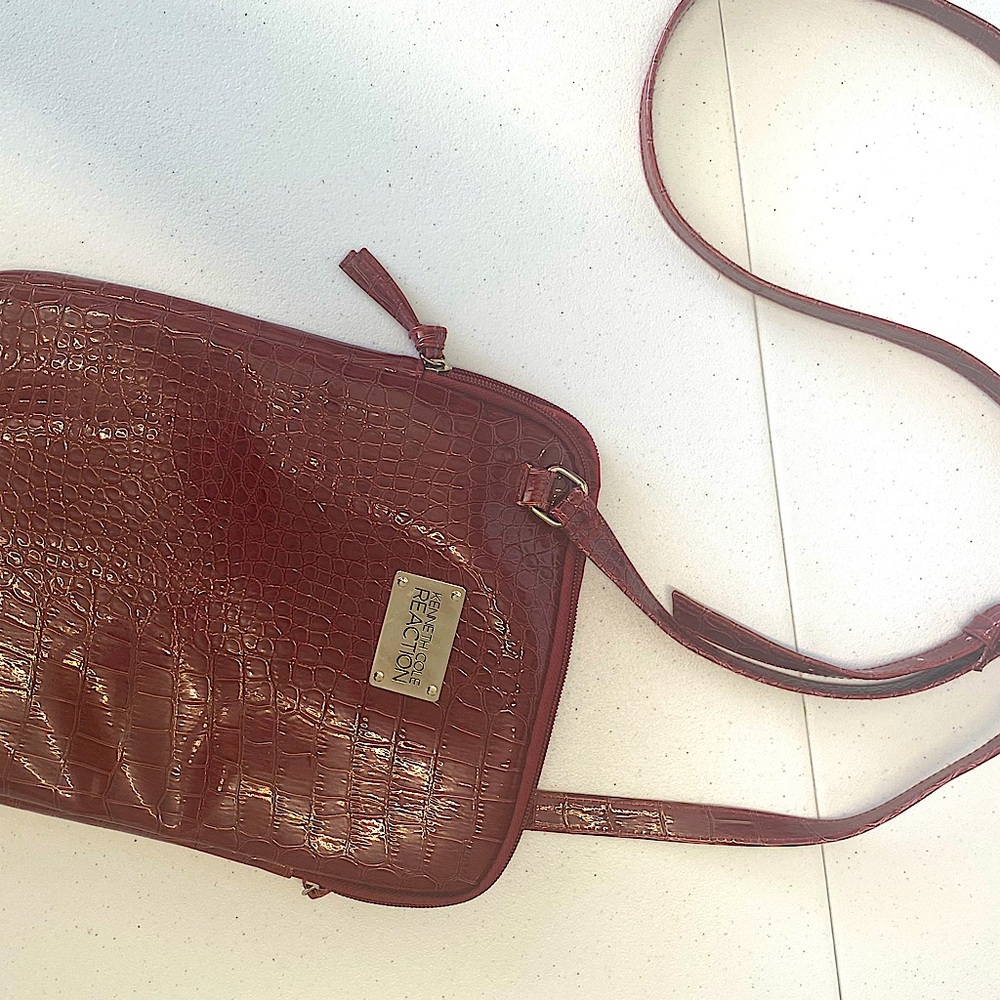 Kennth Cole Reaction iPad  purse